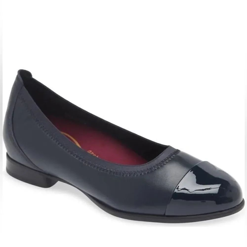 Munro | Mila Ballet Flat